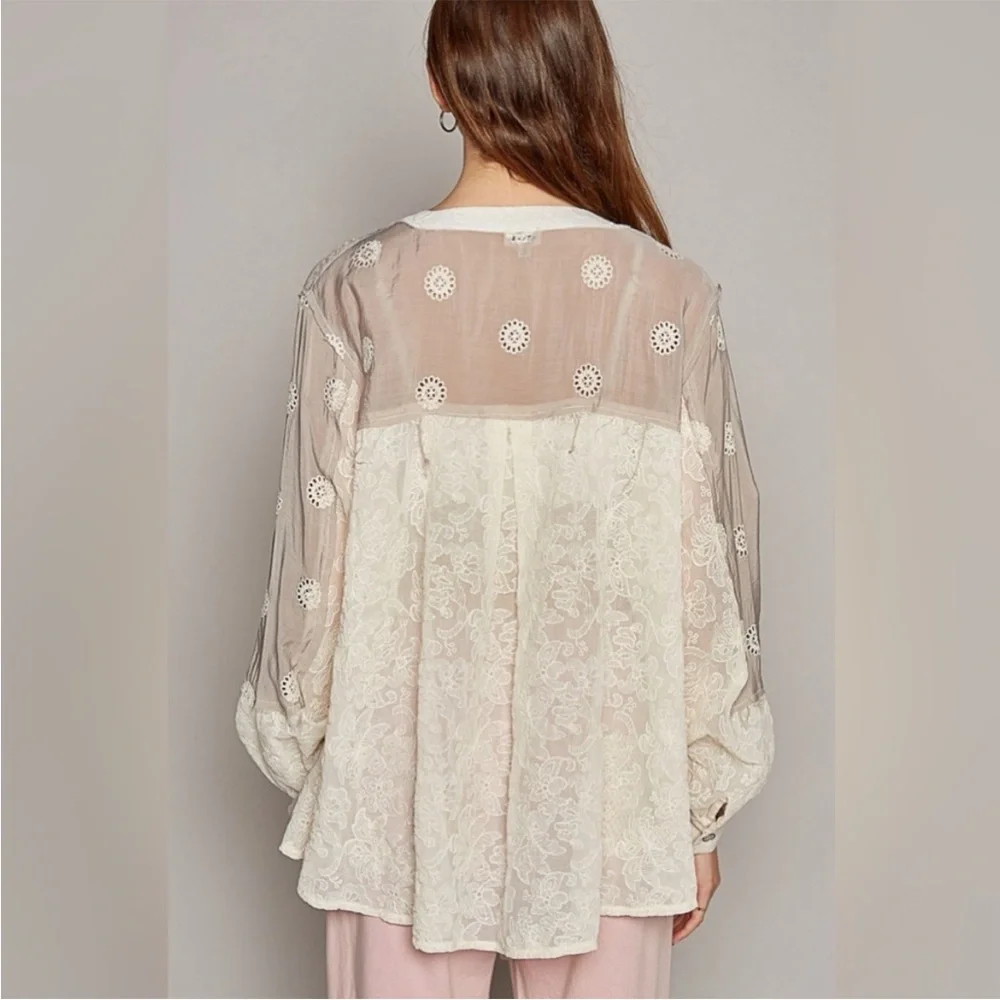 POL Eyelet Lace Button-Up Blouse - - Picture 3 of 9